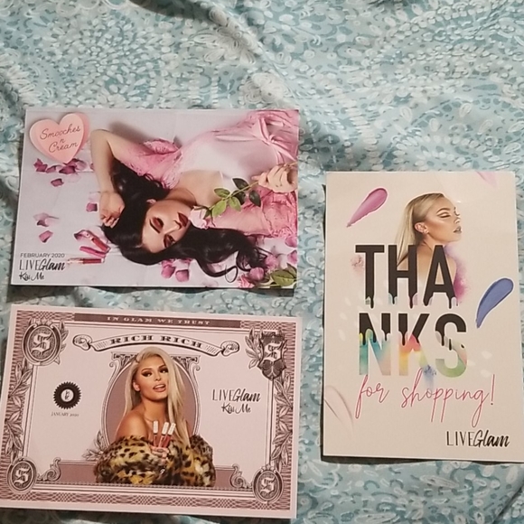 Live Glam Post Cards - Picture 3 of 3